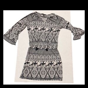 White House Black Market Dress 12 Women's Black White Printed Blouson Dress Tie